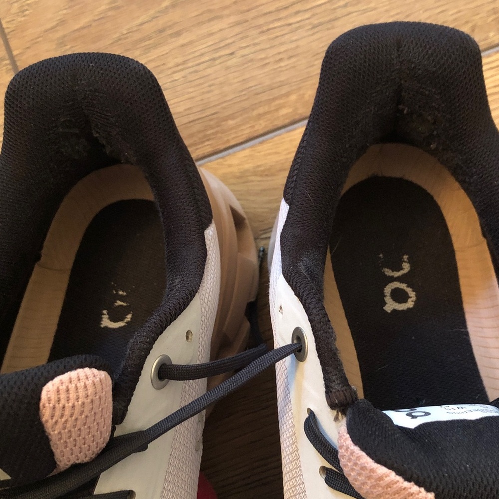 Women’s Cloudflyer ‘Glacier Rosebrown” - Picture 8 of 13